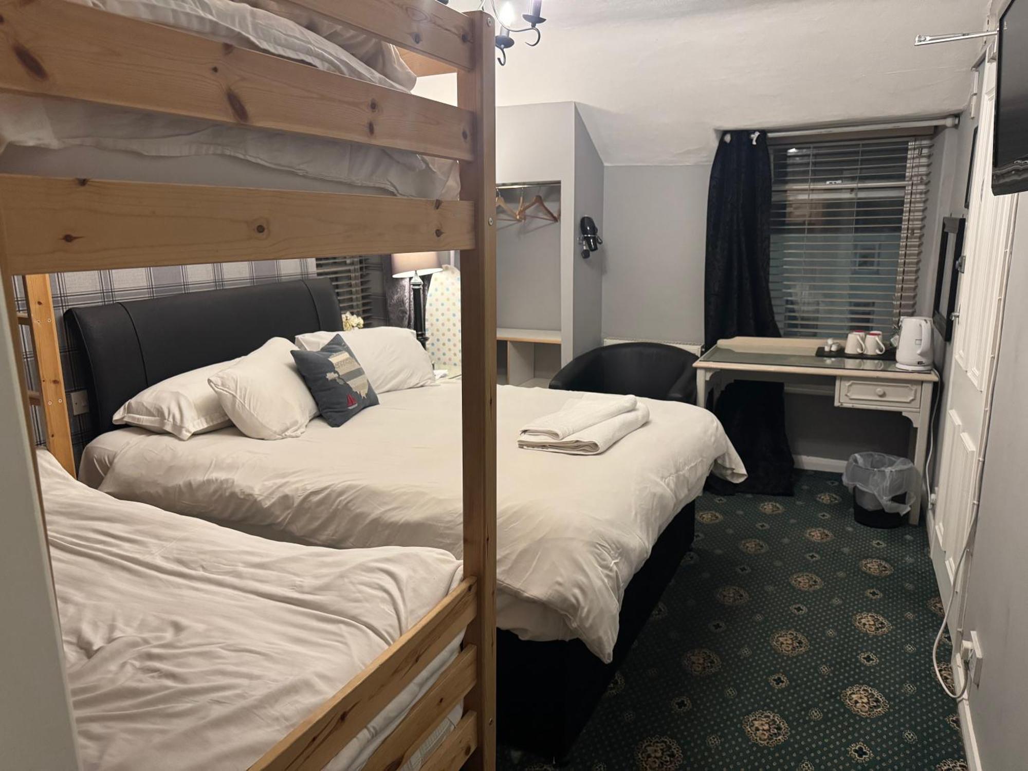 Llanfachraeth Holland Hotel מראה חיצוני תמונה